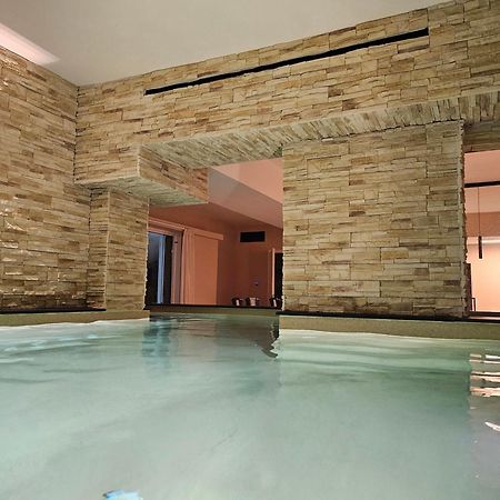 Villa Mairi - 2 Private Pools & Game Room Near Athens Salamís Exterior foto